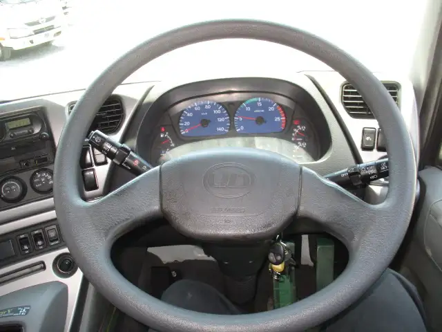 平成29年04月中古大型トラクタヘッド日産UDクオンの画像43