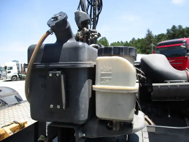 平成29年04月中古大型トラクタヘッド日産UDクオンの画像51