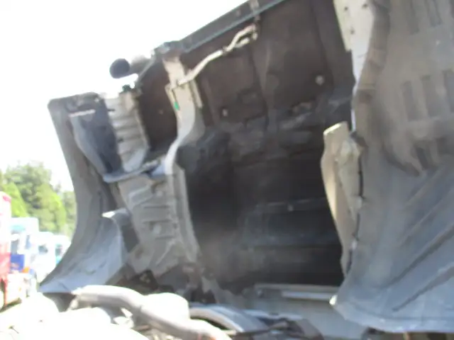 平成29年04月中古大型トラクタヘッド日産UDクオンの画像53