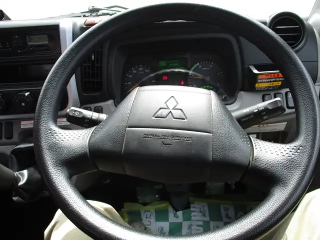 平成29年11月中古小型クレーン付三菱ふそうキャンターの画像52