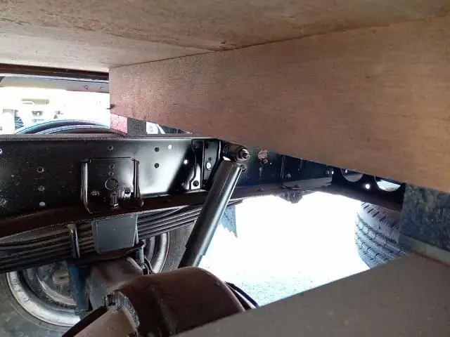 平成30年09月中古小型平ボディいすゞエルフの画像24