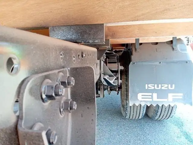 平成30年09月中古小型平ボディいすゞエルフの画像39