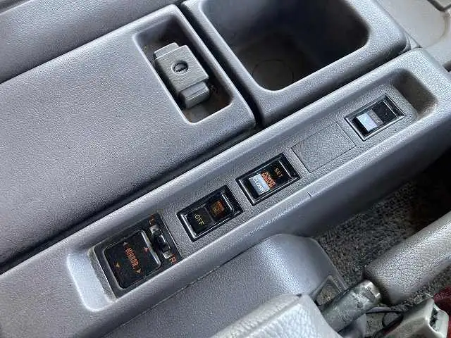 平成07年03月中古大型ダンプ日野日野の画像10