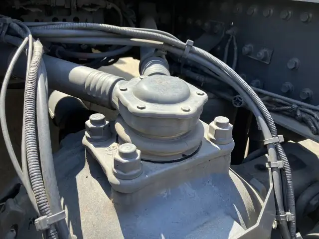 令和04年03月中古大型トラクタヘッド日産UDクオンの画像18