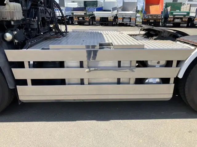 令和04年03月中古大型トラクタヘッド日産UDクオンの画像21