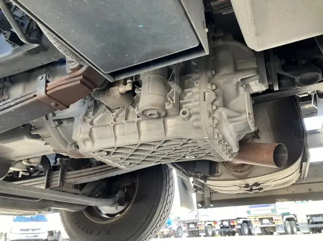 令和04年03月中古大型トラクタヘッド日産UDクオンの画像27