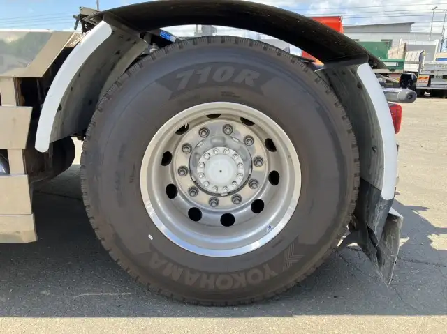 令和04年03月中古大型トラクタヘッド日産UDクオンの画像31