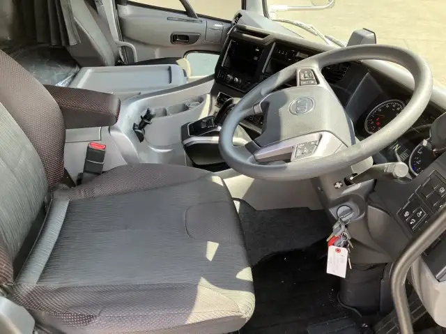 令和04年03月中古大型トラクタヘッド日産UDクオンの画像34