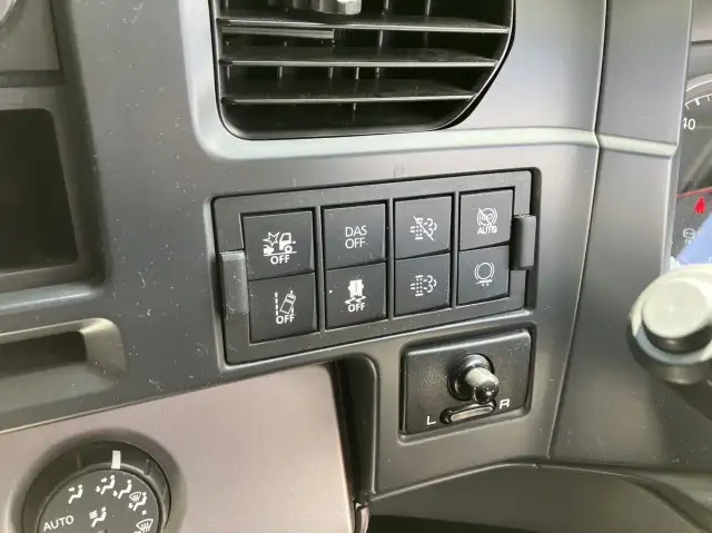 令和04年03月中古大型トラクタヘッド日産UDクオンの画像42