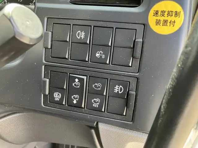 令和04年03月中古大型トラクタヘッド日産UDクオンの画像43