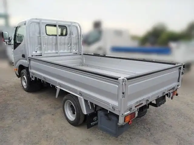 令和01年/平成31年08月中古小型平ボディトヨタダイナの画像4