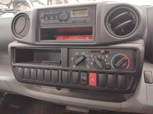 令和01年/平成31年08月中古小型平ボディトヨタダイナの画像6