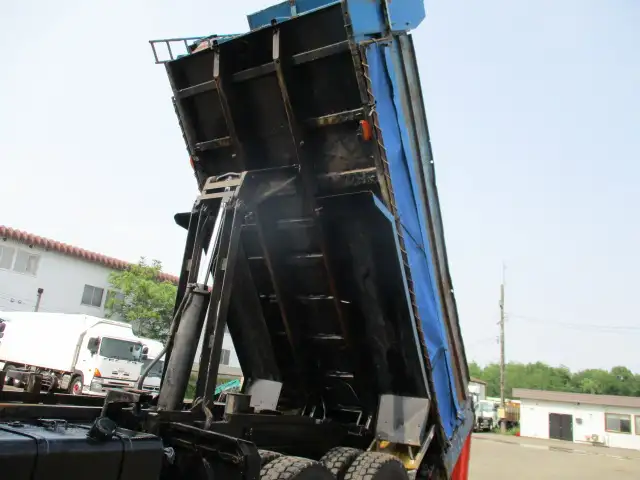 平成14年03月中古大型ダンプ日野日野の画像13