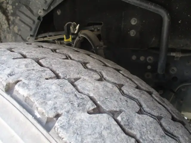 令和03年12月中古大型ダンプ日産UDクオンの画像11