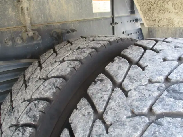 令和03年12月中古大型ダンプ日産UDクオンの画像19