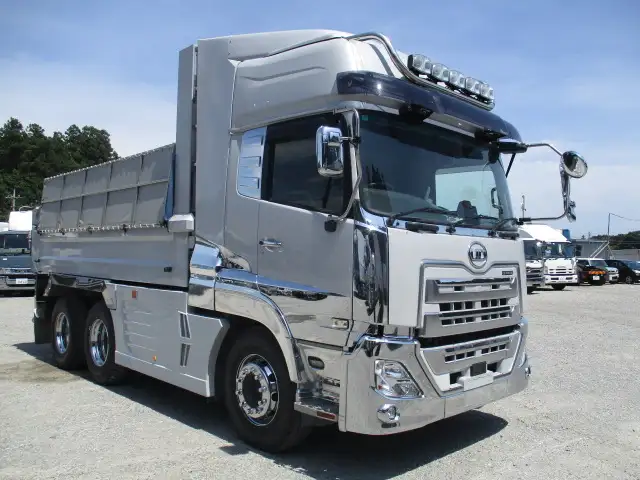 令和03年12月中古大型ダンプ日産UDクオンの画像3