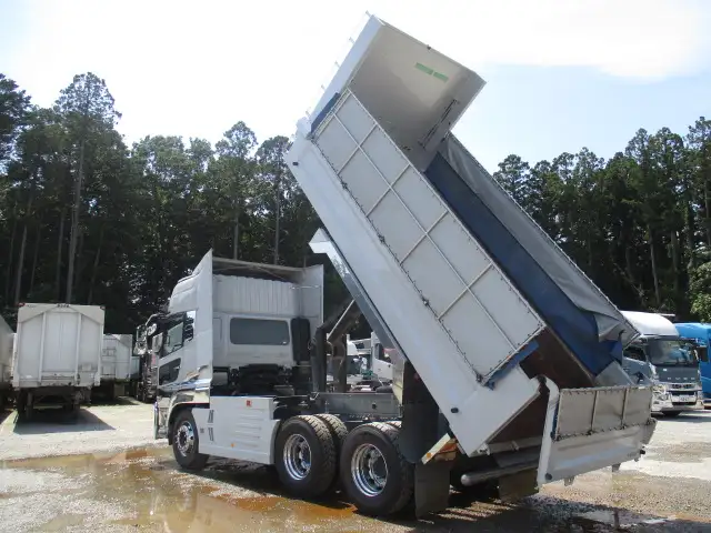 令和03年12月中古大型ダンプ日産UDクオンの画像35