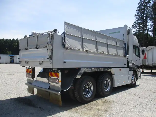 令和03年12月中古大型ダンプ日産UDクオンの画像5