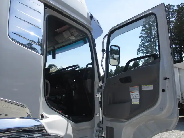 令和03年12月中古大型ダンプ日産UDクオンの画像46