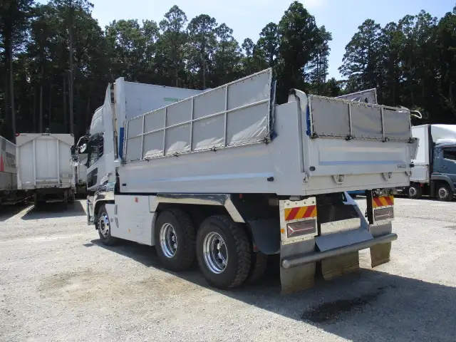 令和03年12月中古大型ダンプ日産UDクオンの画像7