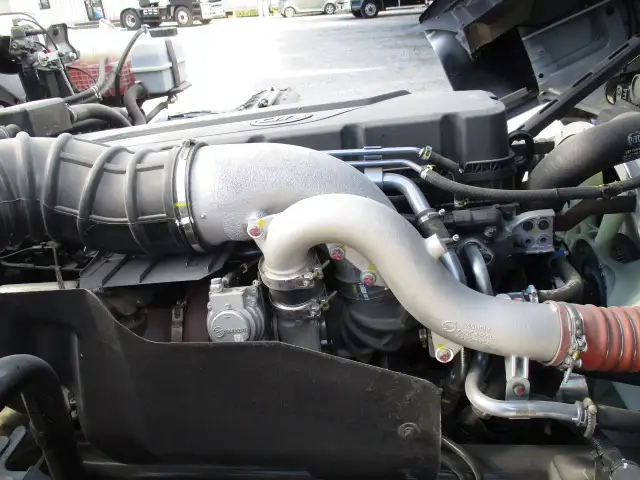 令和06年03月中古大型重機運搬車日産UDクオンの画像42