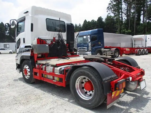 令和1年 いすゞ トラクタ 460馬力 Hi/Lo8速 第五輪荷重11,500kg の画像7