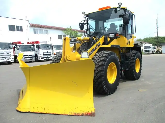 令和02年05月中古その他建設機械・フォークリフトコマツWA100-8の画像1