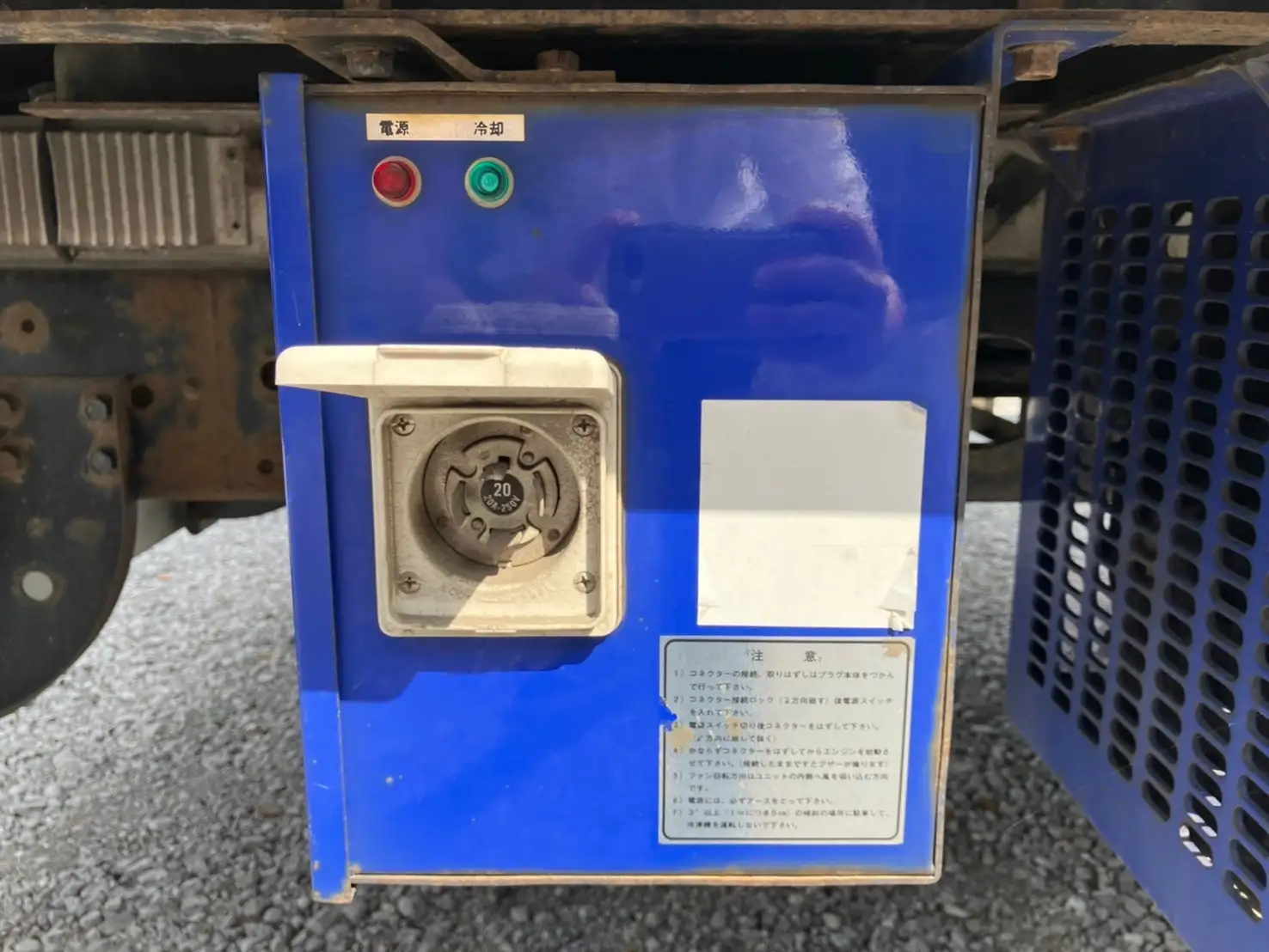 平成30年02月中古中型冷凍バン・ウィング三菱ふそうキャンターの画像13