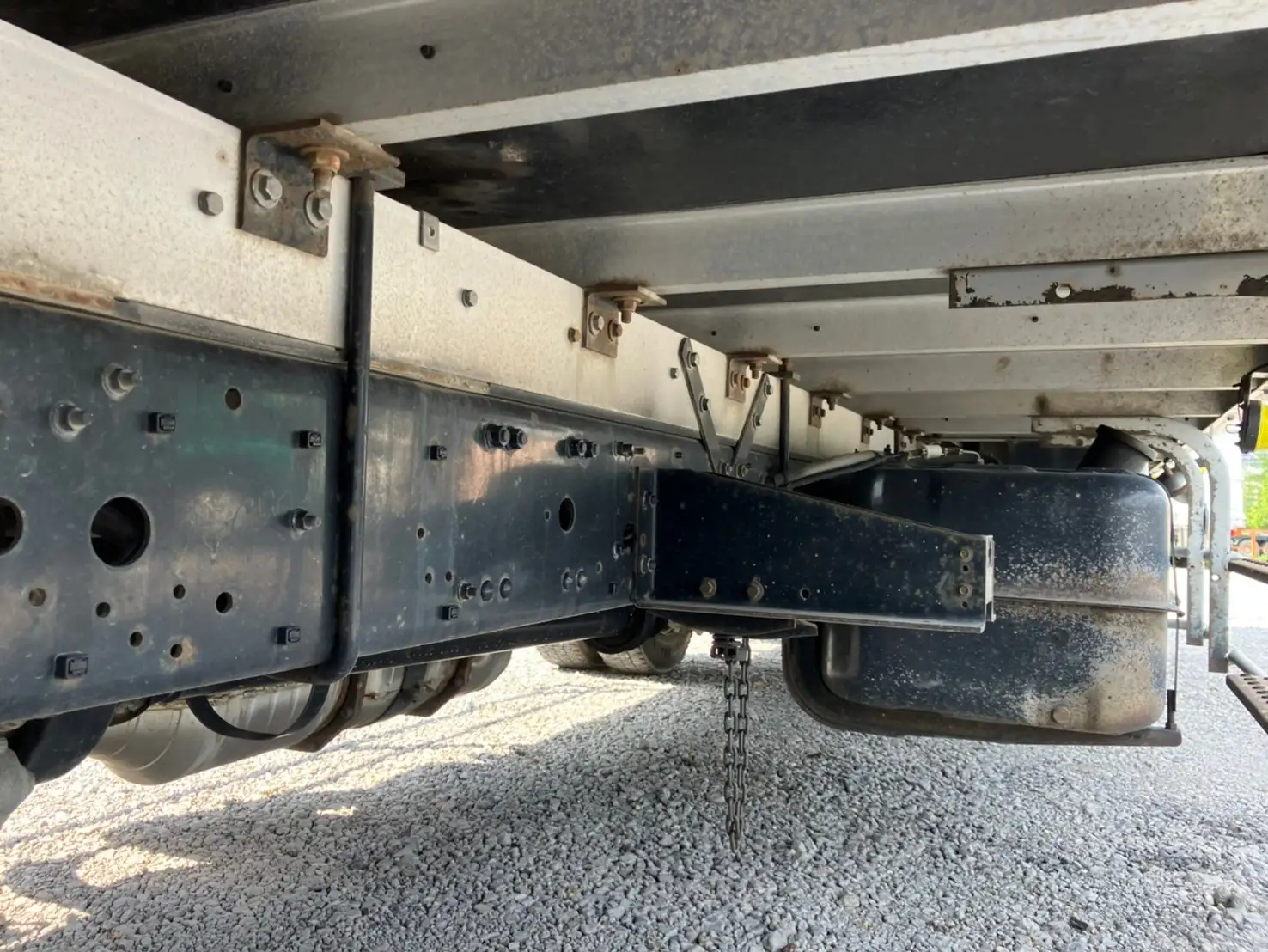 平成30年02月中古中型冷凍バン・ウィング三菱ふそうキャンターの画像14