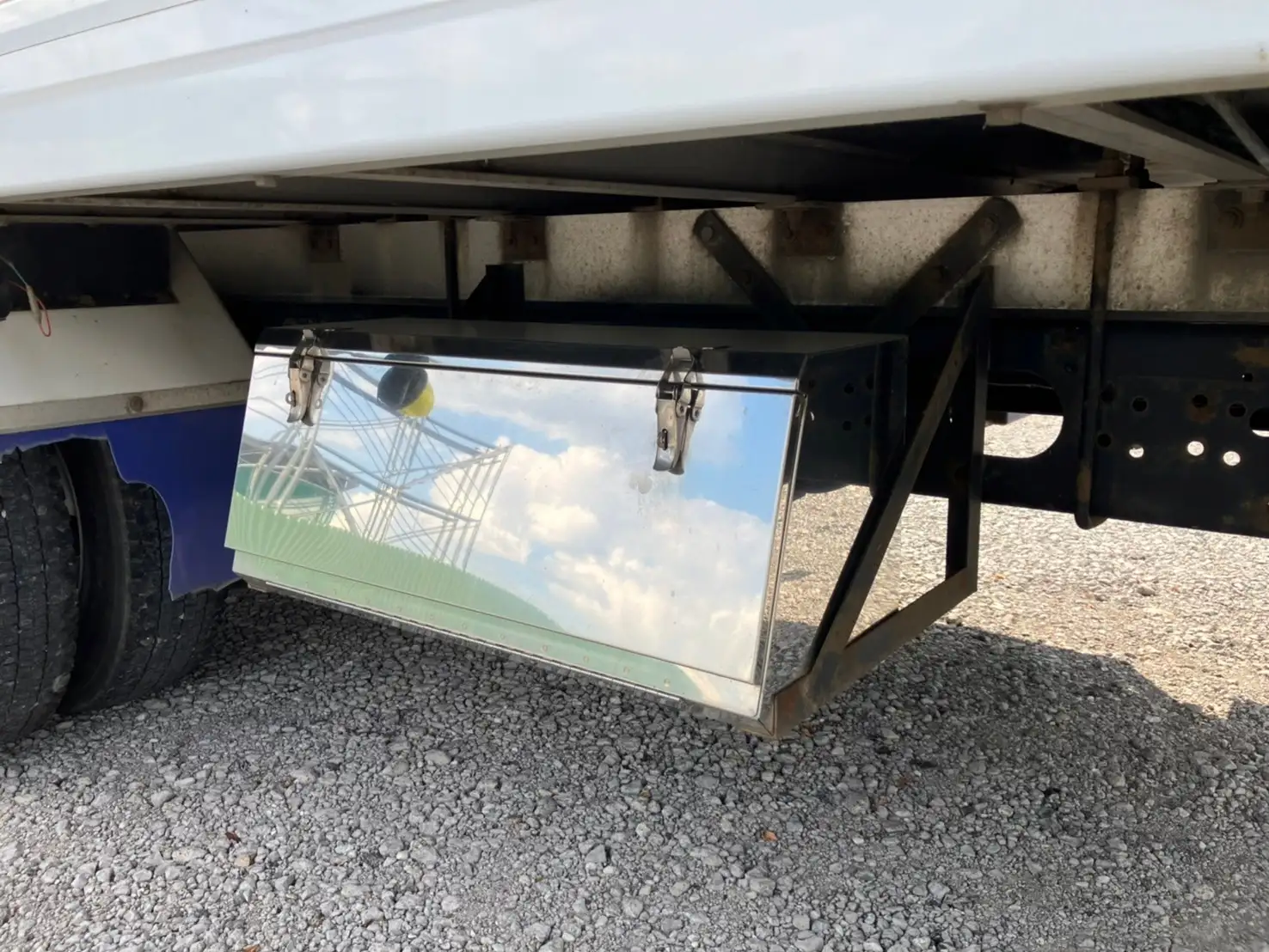 平成30年02月中古中型冷凍バン・ウィング三菱ふそうキャンターの画像17