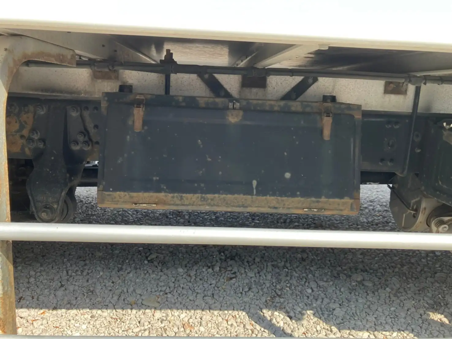 平成30年02月中古中型冷凍バン・ウィング三菱ふそうキャンターの画像18