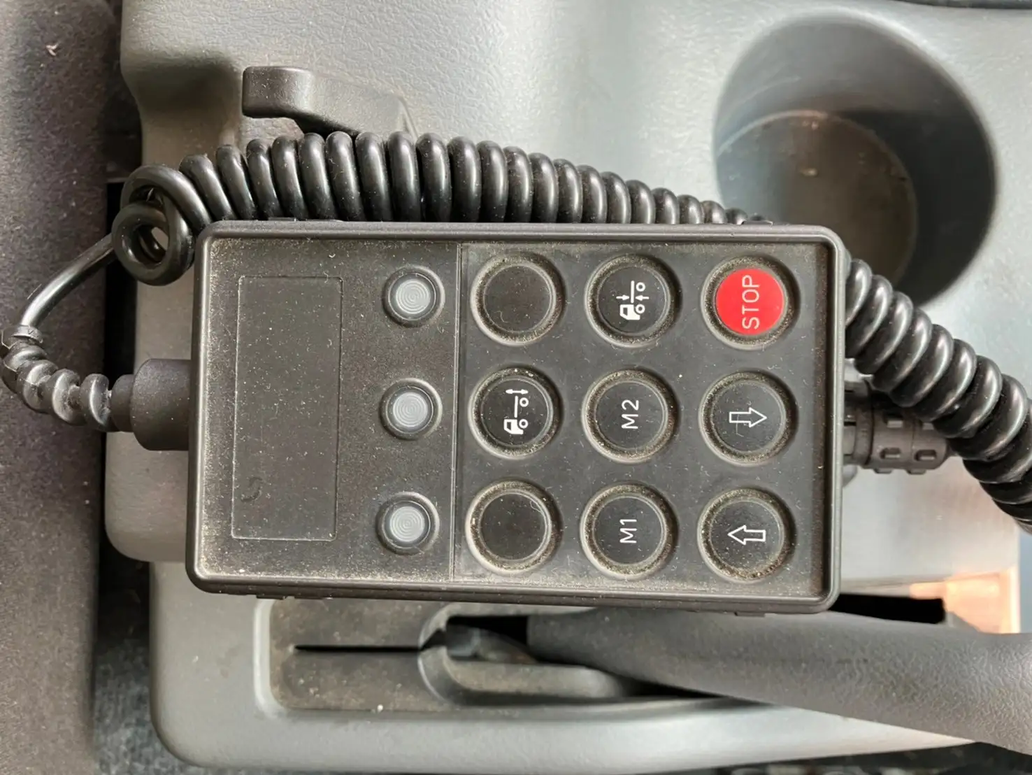 平成30年02月中古中型冷凍バン・ウィング三菱ふそうキャンターの画像38