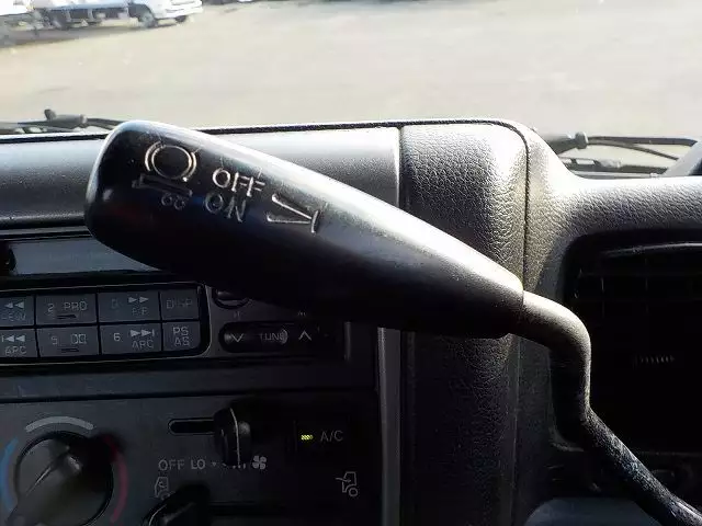 平成20年03月中古大型トラクタヘッド日野日野の画像36