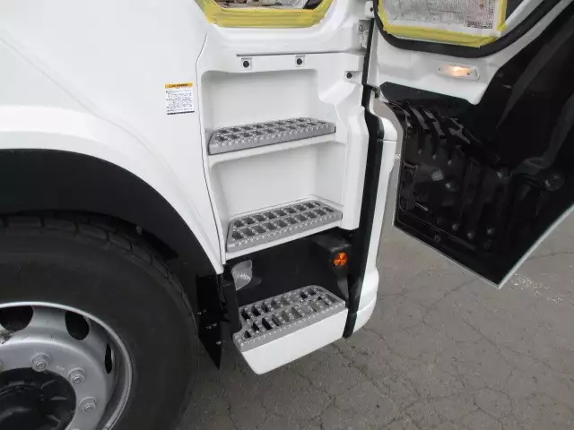 平成29年10月中古大型クレーン付いすゞギガの画像18