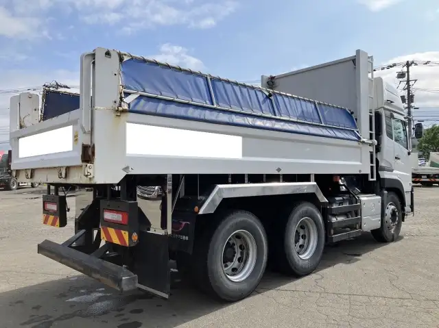 令和03年12月中古大型ダンプ日産UDクオンの画像5