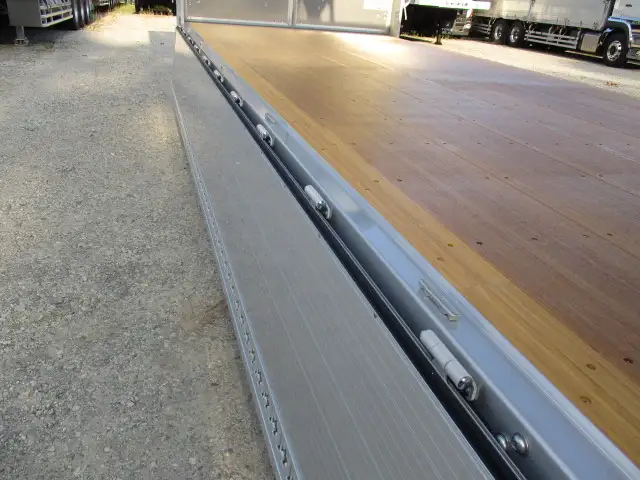 令和05年07月中古中型アルミバン・ウィング日野レンジャーの画像29