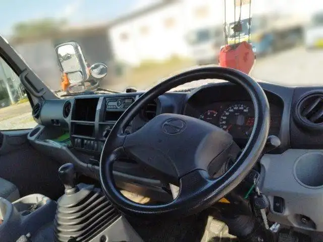 平成25年12月中古小型重機運搬車日野デュトロの画像11