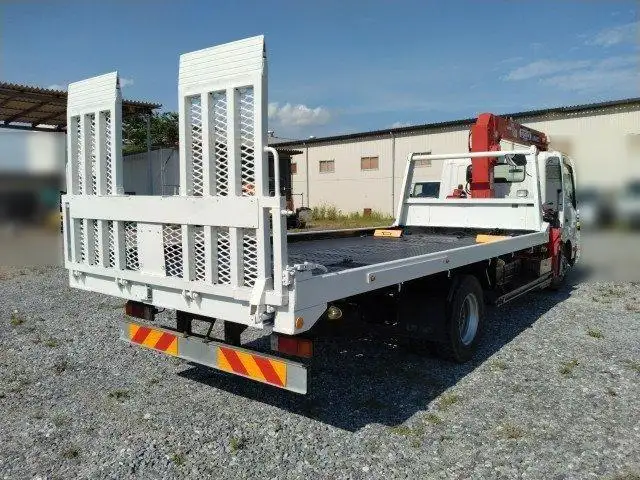 平成25年12月中古小型重機運搬車日野デュトロの画像4