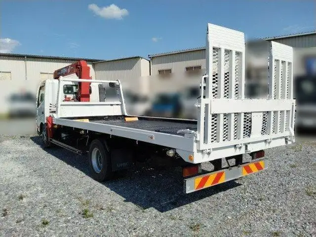 平成25年12月中古小型重機運搬車日野デュトロの画像5