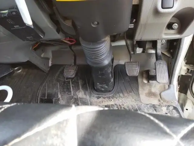 平成25年12月中古小型重機運搬車日野デュトロの画像8