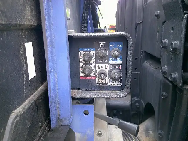 平成26年06月中古大型クレーン付三菱ふそうスーパーグレートの画像42