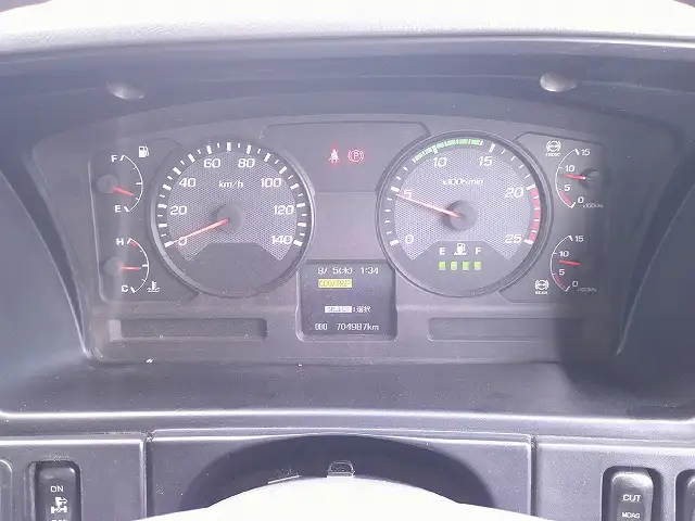 平成26年06月中古大型クレーン付三菱ふそうスーパーグレートの画像48