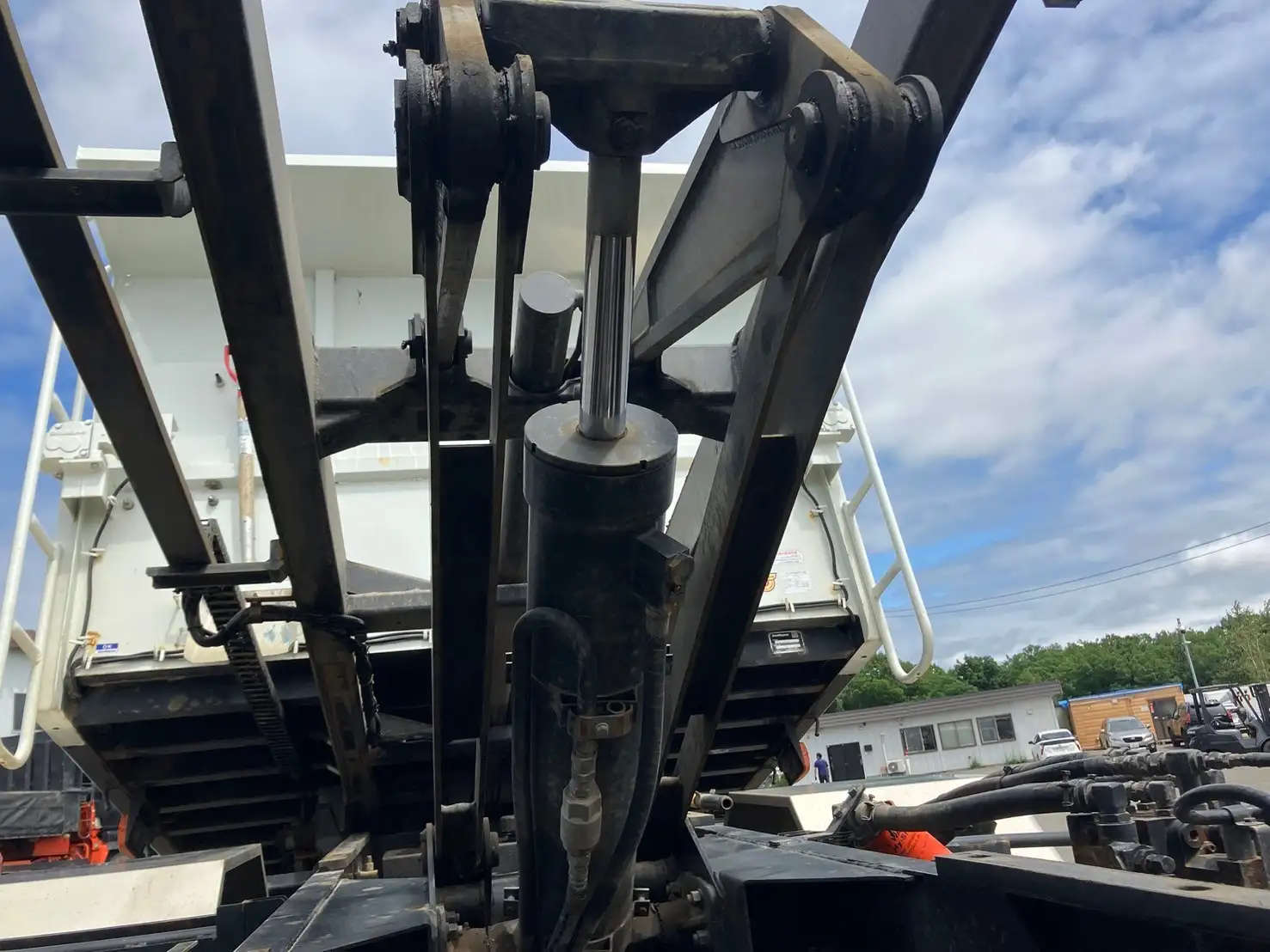 令和03年11月中古増トンダンプ三菱ふそうファイターの画像24