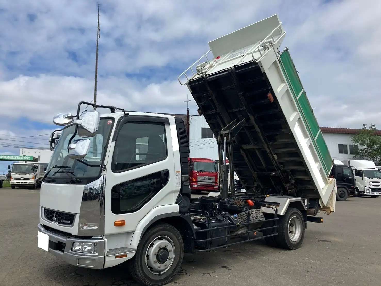 令和03年11月中古増トンダンプ三菱ふそうファイターの画像10