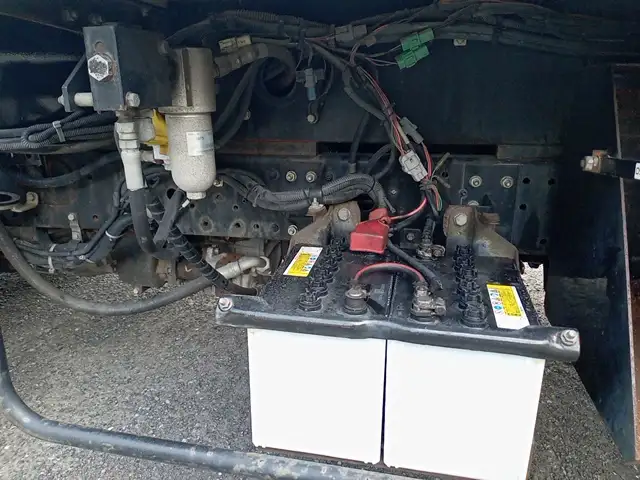 平成23年03月中古小型ミキサー車・高所作業車・その他特装車トヨタダイナの画像16