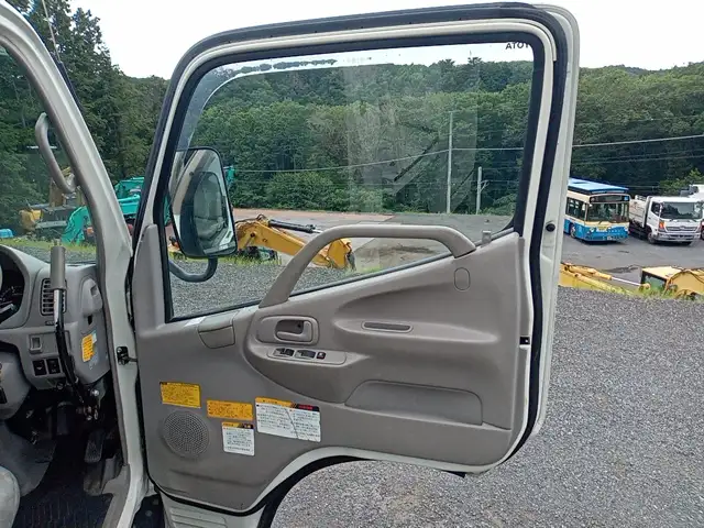 平成23年03月中古小型ミキサー車・高所作業車・その他特装車トヨタダイナの画像28