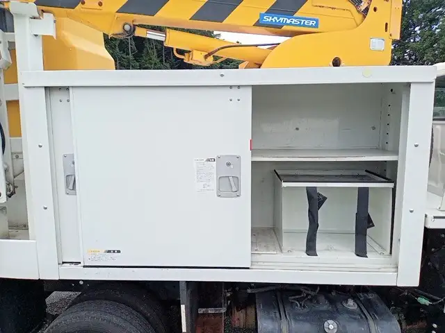 平成23年03月中古小型ミキサー車・高所作業車・その他特装車トヨタダイナの画像40