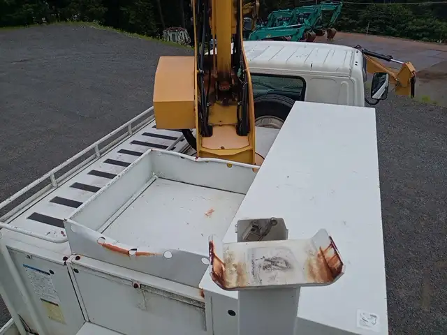 平成23年03月中古小型ミキサー車・高所作業車・その他特装車トヨタダイナの画像42