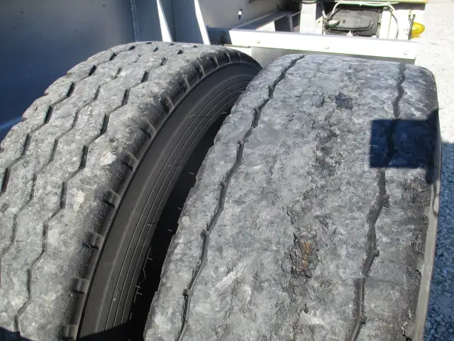 車検付(R7.10) 平成22年 東急 40FT3軸コンテナシャシ リーフサス 積載:30,480kg 第五輪:10,850㎏以上 一括緩和の画像30