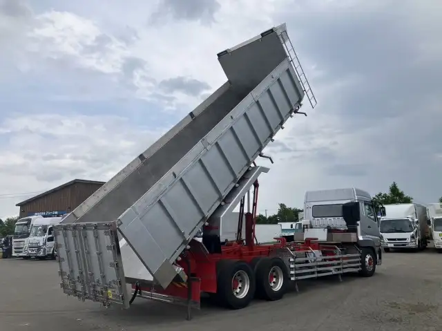 平成27年07月中古大型ダンプ三菱ふそうスーパーグレートの画像11